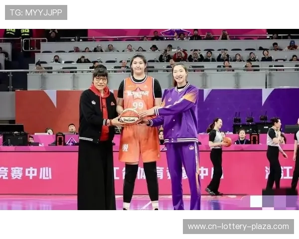 姚明女儿成长记：从篮球巨星之女到独立自信的少年时代